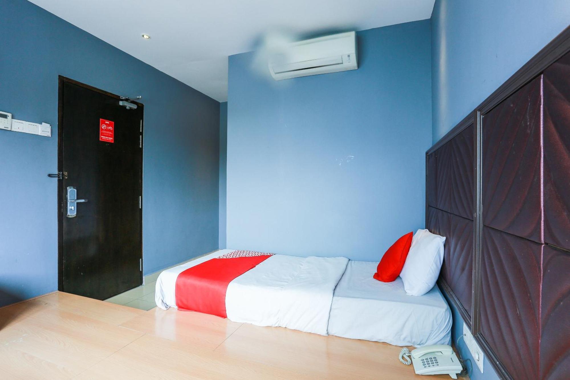 Oyo 90894 Hotel Smc I-City Shah Alam Extérieur photo