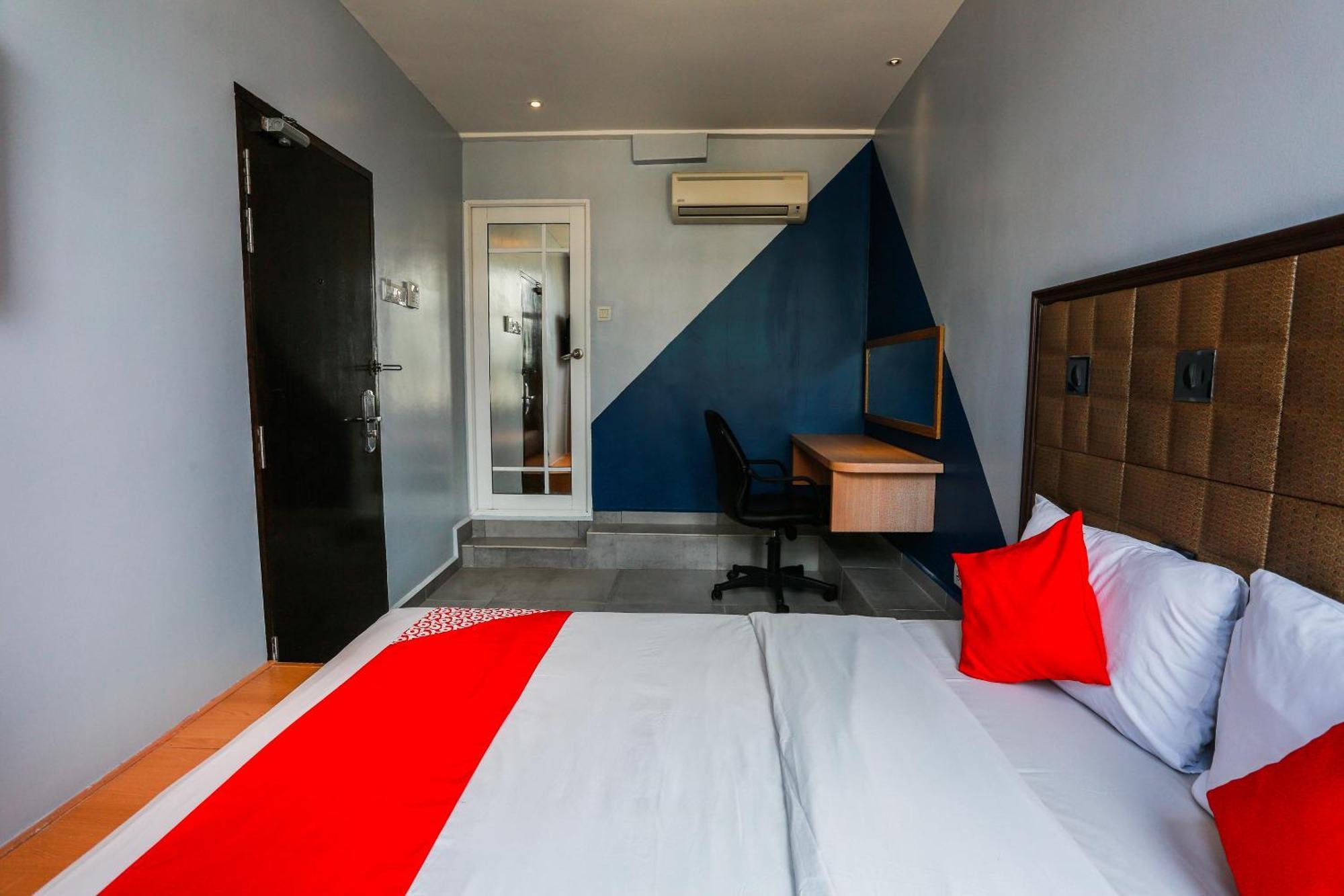 Oyo 90894 Hotel Smc I-City Shah Alam Extérieur photo